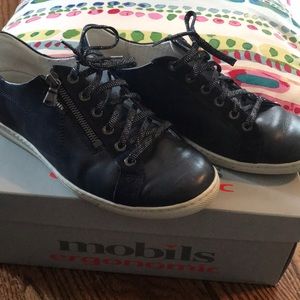 Mephisto Women’s Hawai Sneaker - Navy - Ergonomic